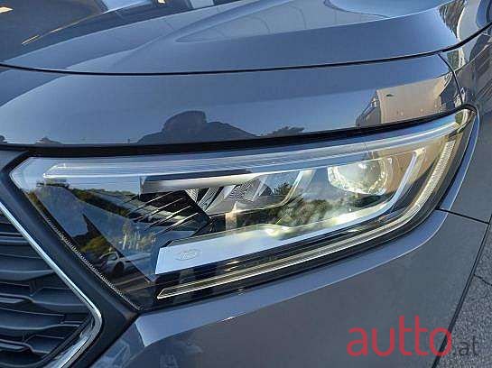 2023' Ford Tourneo photo #2