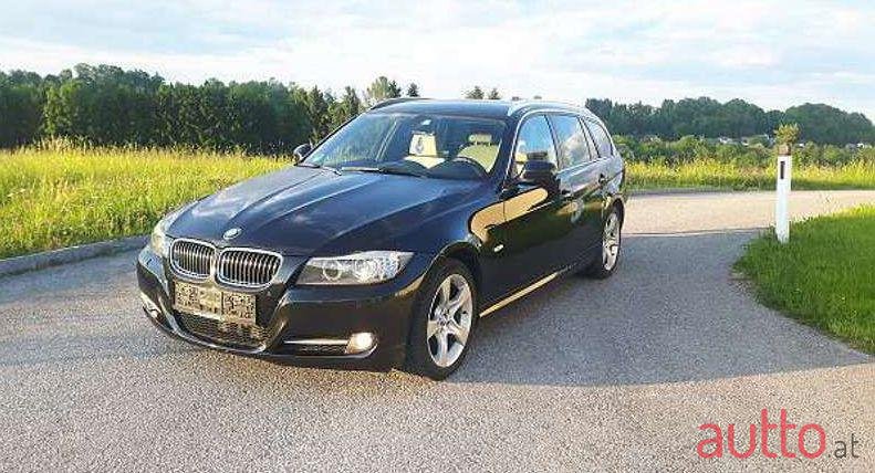 2011' BMW 3Er-Reihe photo #1