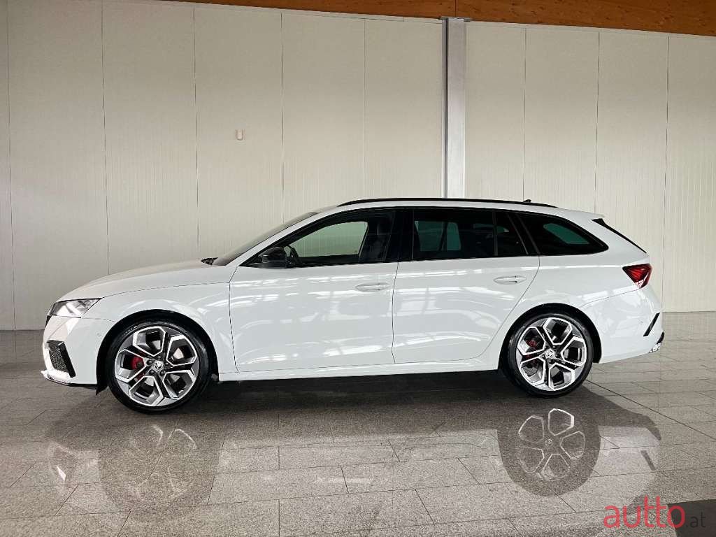 2021' Skoda Octavia photo #6
