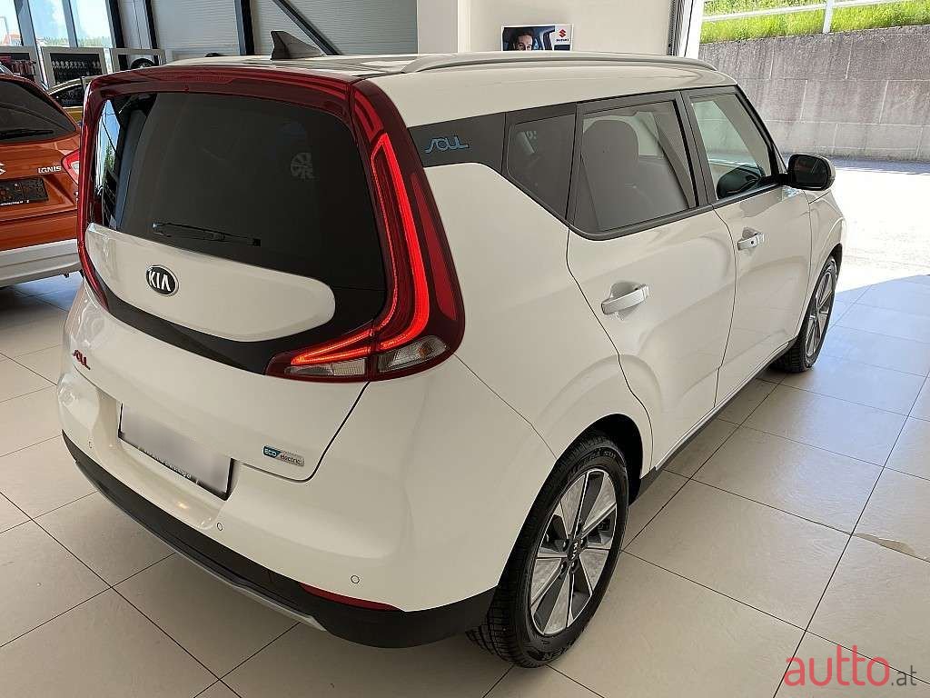 2022' Kia Soul photo #5