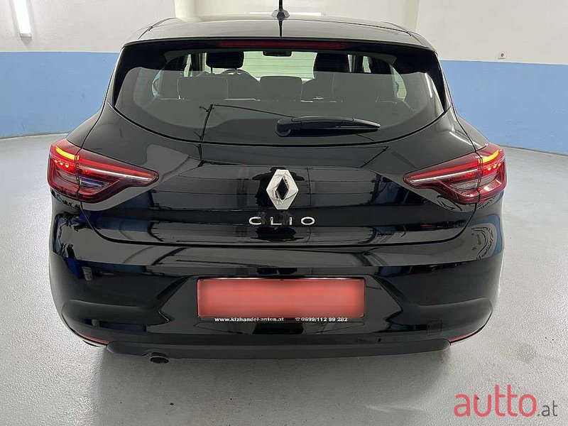 2023' Renault Clio photo #4