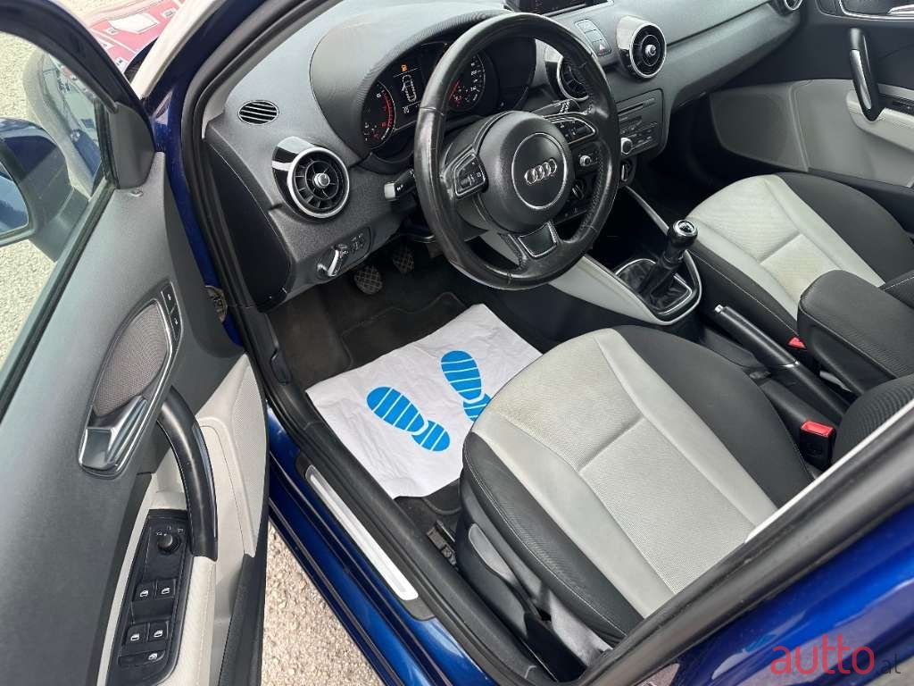 2012' Audi A1 photo #5