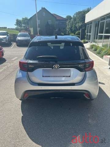 2024' Toyota Yaris photo #2