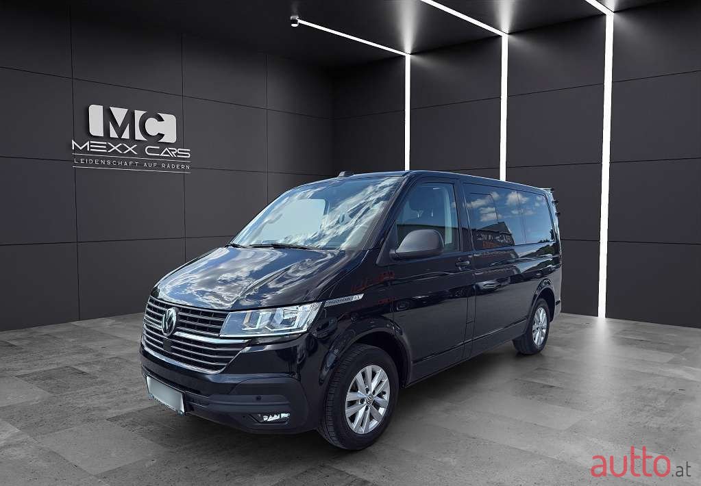 2021' Volkswagen Multivan photo #1