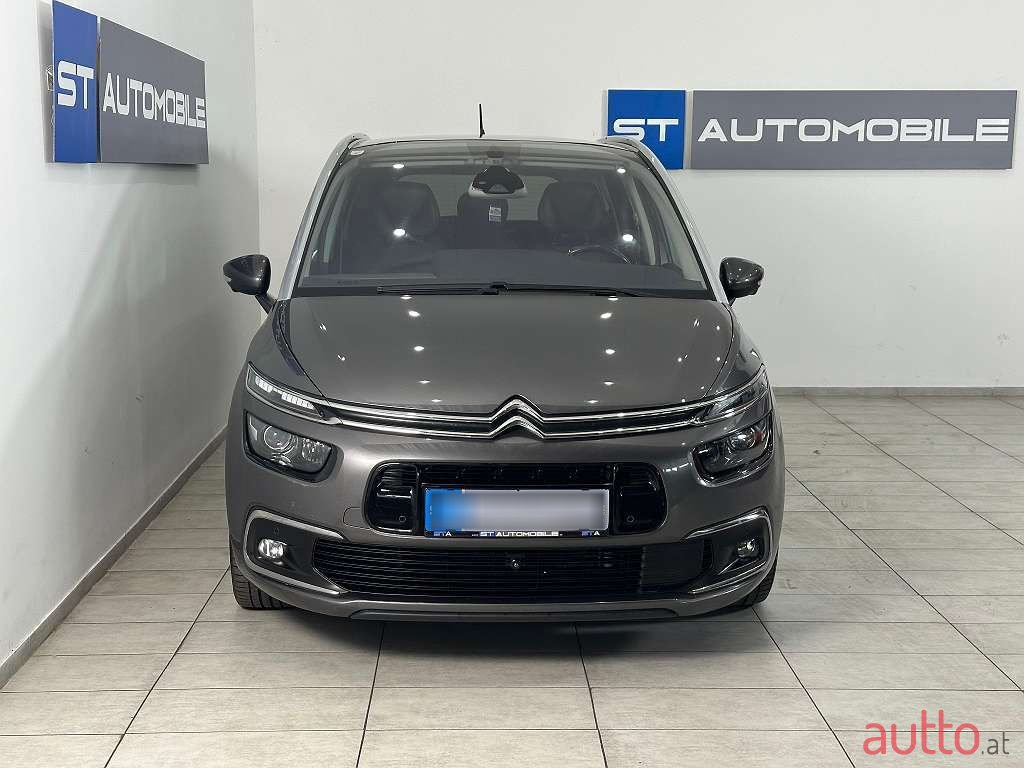 2018' Citroen C4 SpaceTourer photo #2