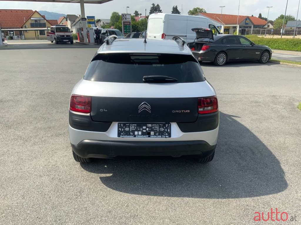 2016' Citroen C4 Cactus photo #6