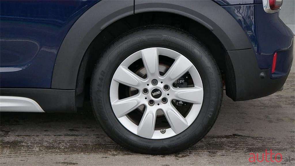 2022' MINI Countryman photo #4