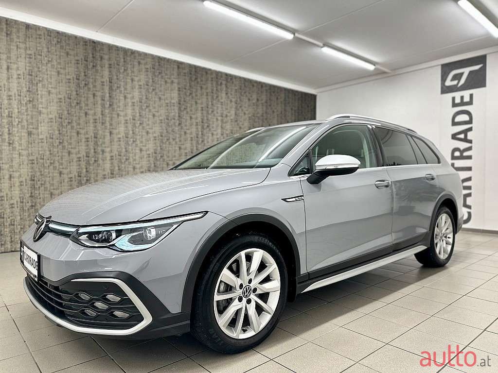 2021' Volkswagen Golf photo #6