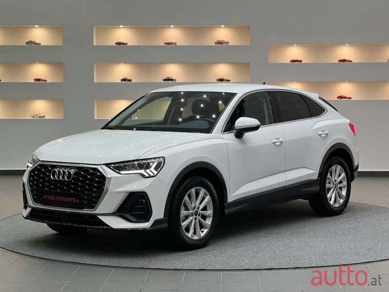 2023' Audi Q3 photo #2