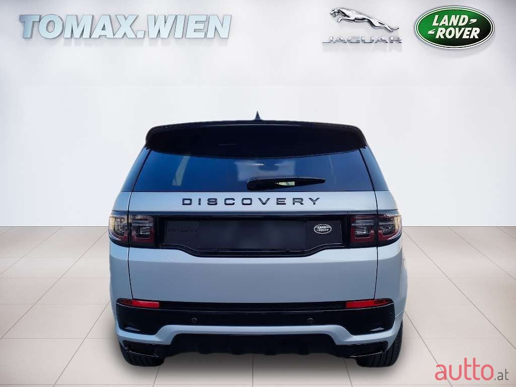 2022' Land Rover Discovery Sport photo #6