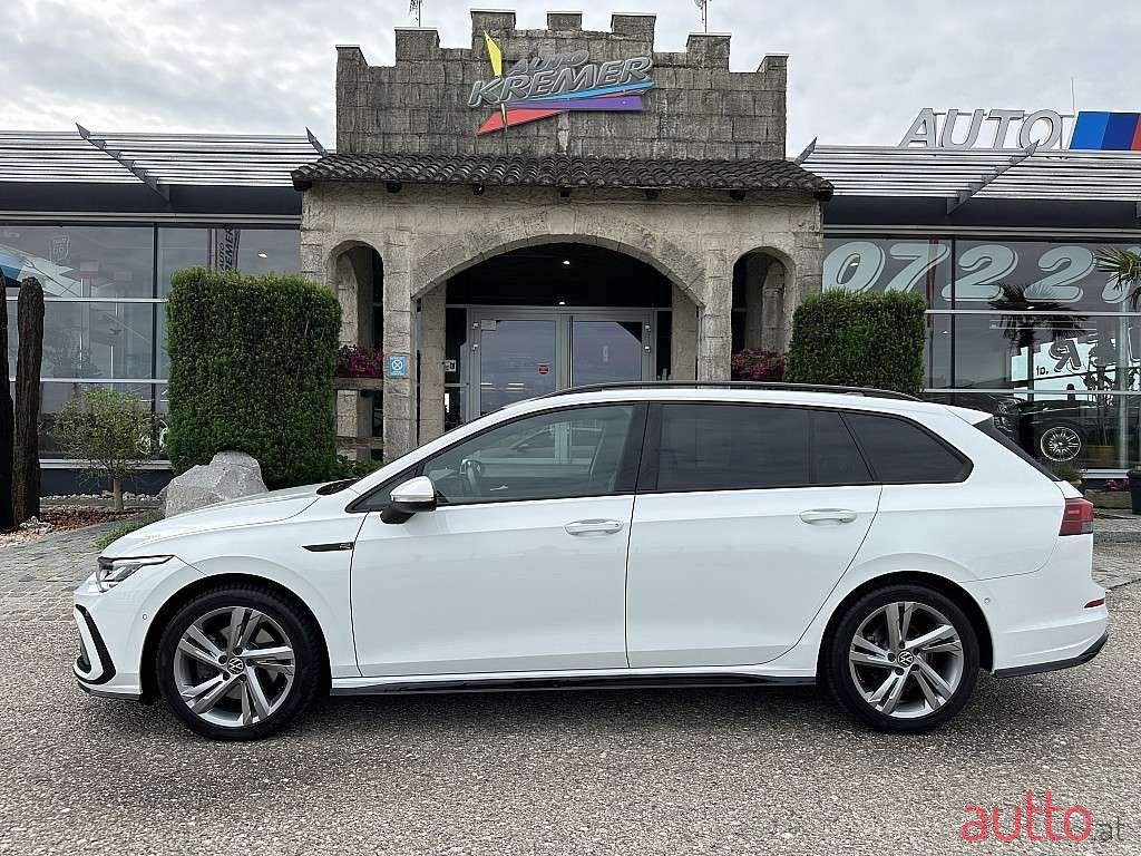 2023' Volkswagen Golf photo #4