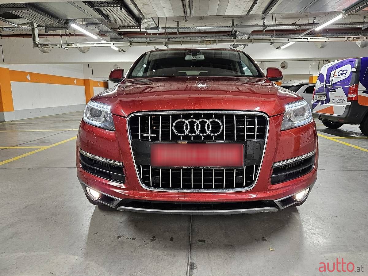 2012' Audi Q7 photo #3