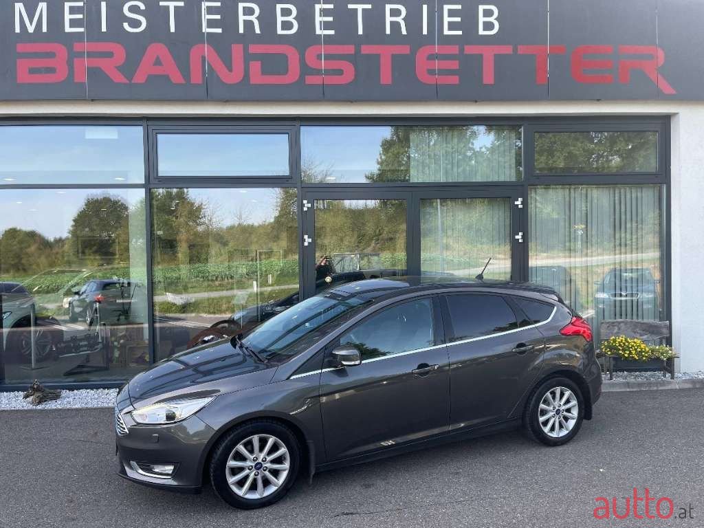 2017' Ford Focus photo #1