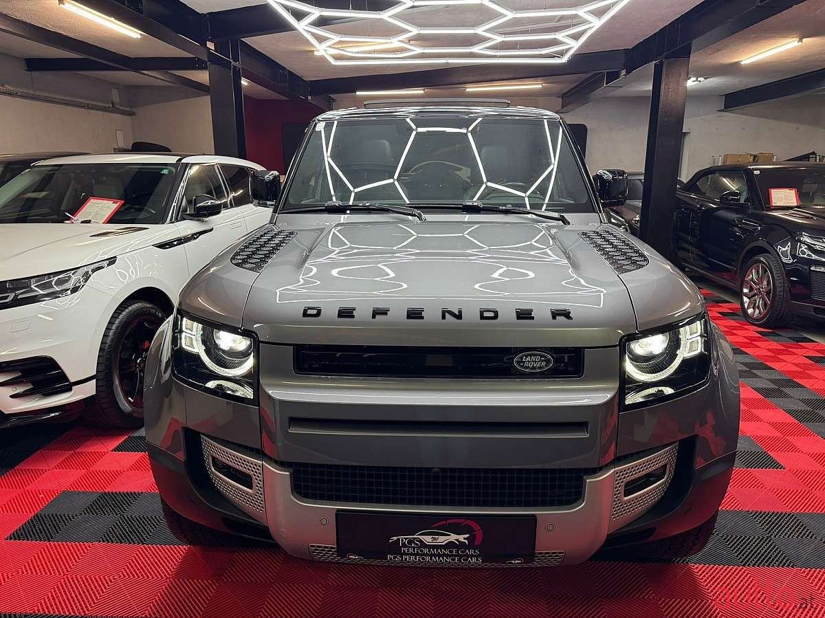 2022' Land Rover Defender photo #2