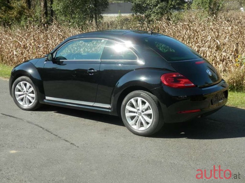 2012' Volkswagen Beetle photo #3