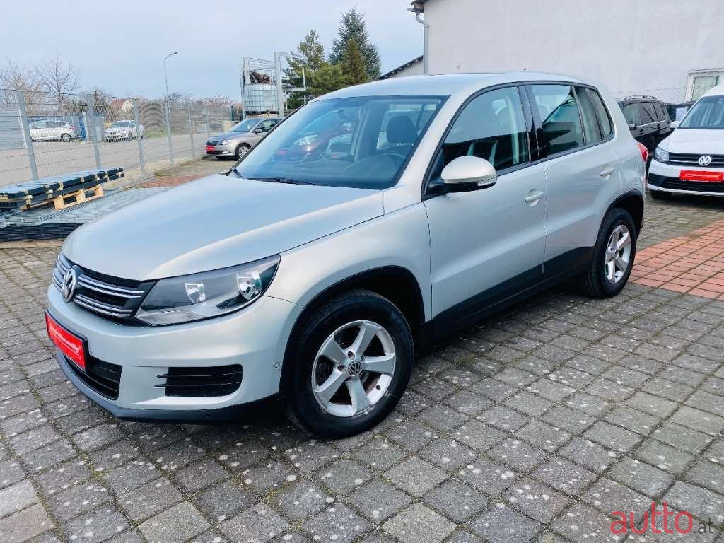 2014' Volkswagen Tiguan photo #3