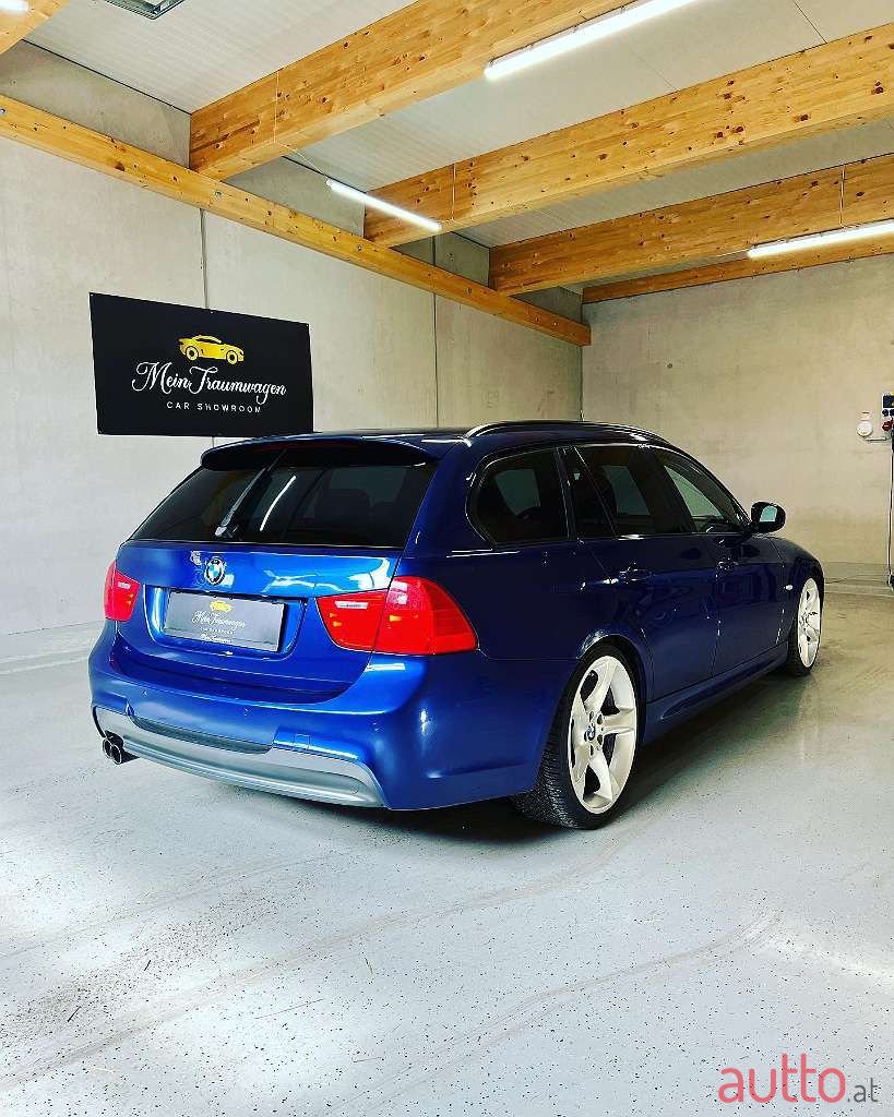 2011' BMW 3Er-Reihe photo #3