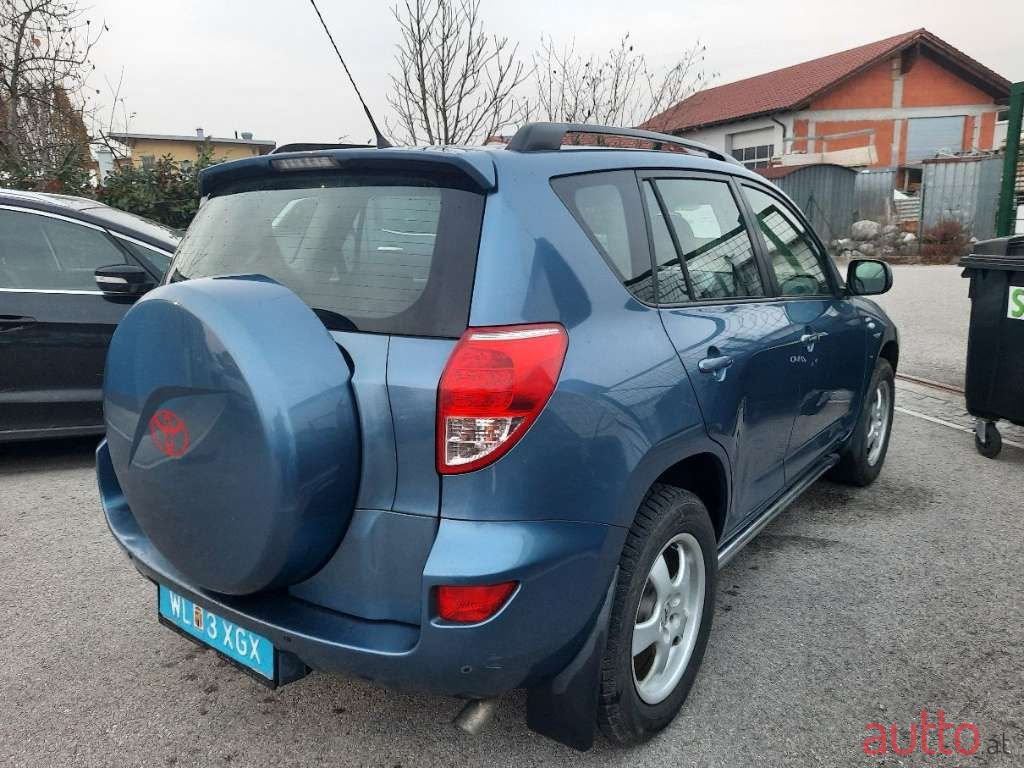 2007' Toyota RAV4 photo #3