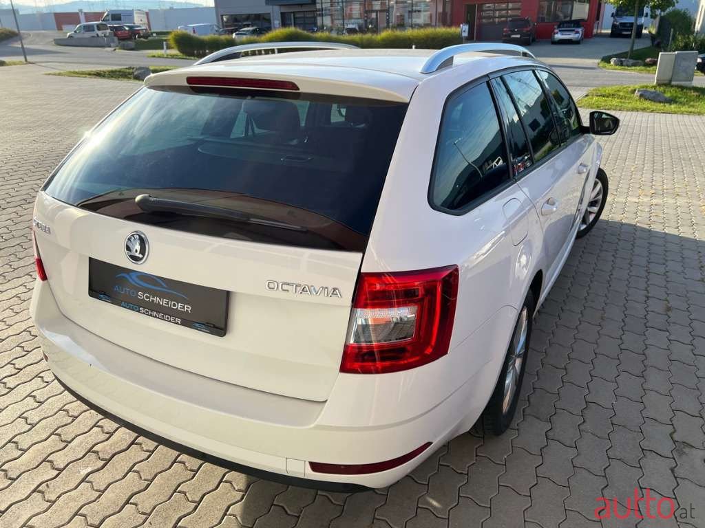 2018' Skoda Octavia photo #6