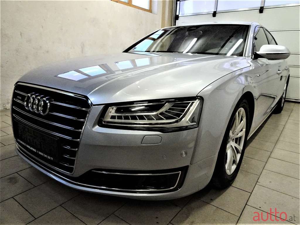2015' Audi A8 photo #2