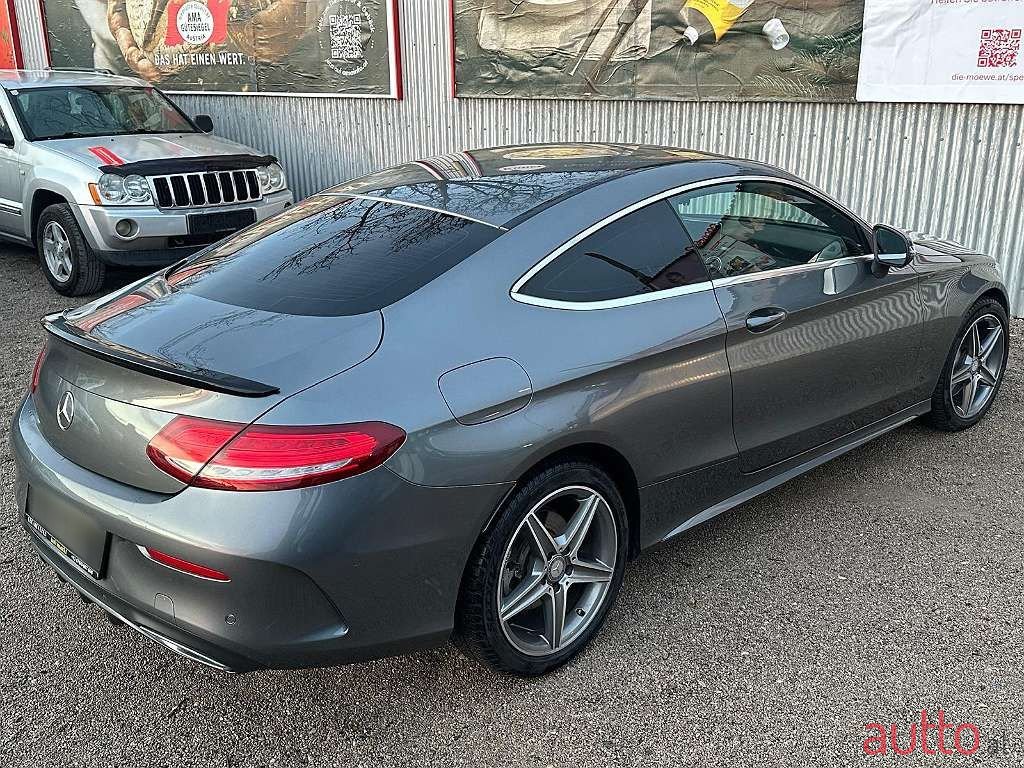 2016' Mercedes-Benz C-Klasse photo #6