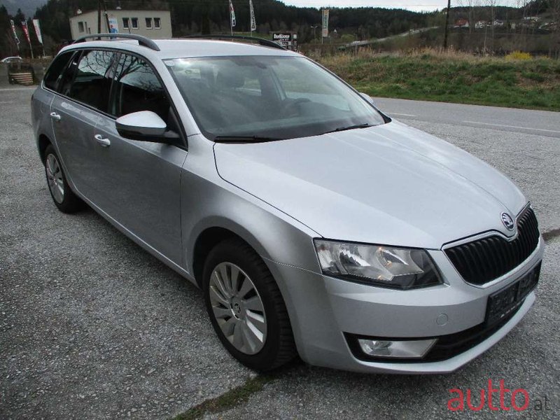 2014' Skoda Octavia photo #2