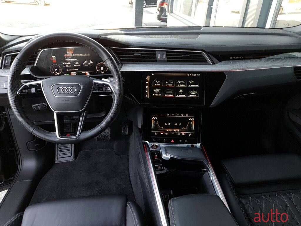 2022' Audi e-tron photo #4