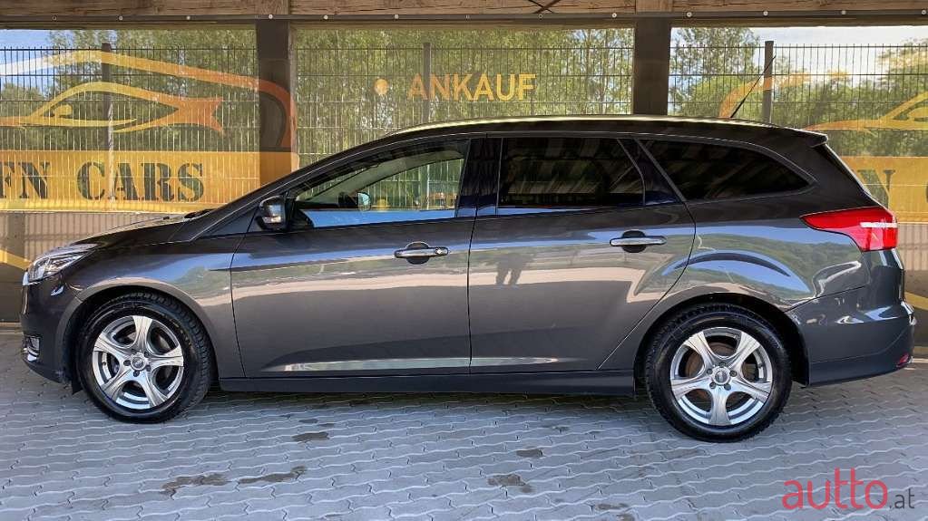 2015' Ford Focus photo #5