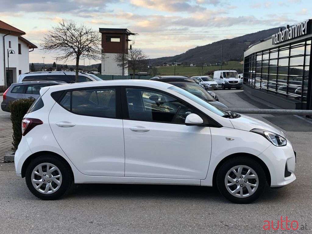 2019' Hyundai i10 photo #5