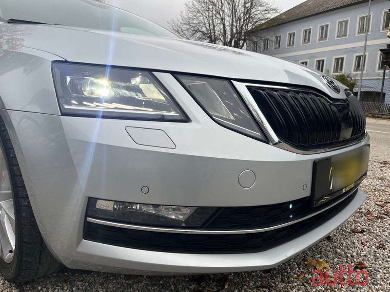 2019' Skoda Octavia photo #4