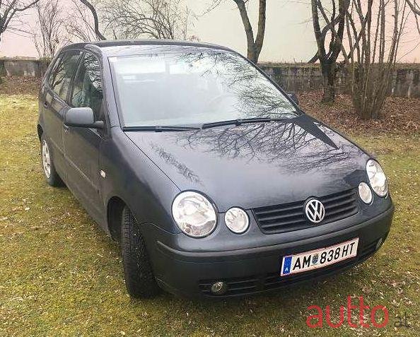 2002' Volkswagen Passat photo #4