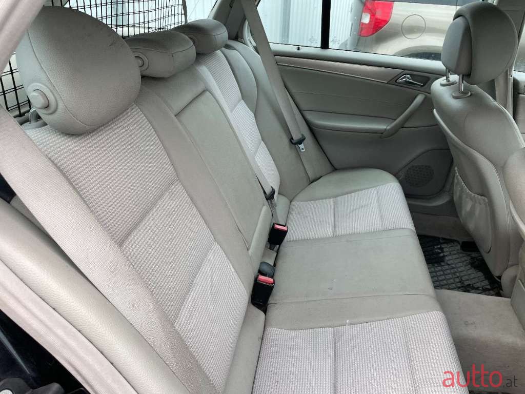 2007' Mercedes-Benz C-Klasse photo #5