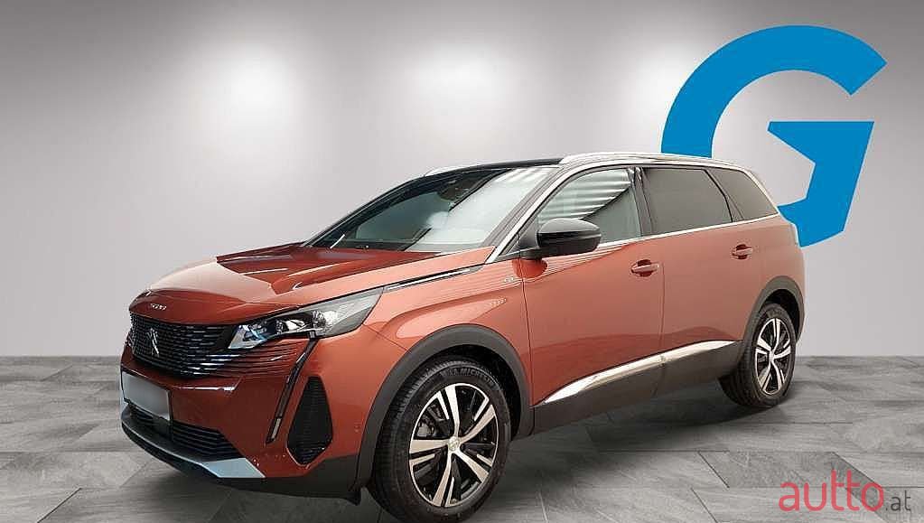 2023' Peugeot 5008 photo #1