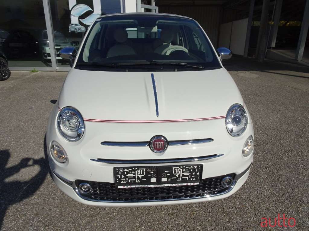 2019' Fiat 500C photo #2