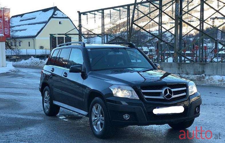2009' Mercedes-Benz Glk-Klasse photo #1