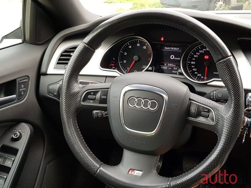 2010' Audi A5 photo #3