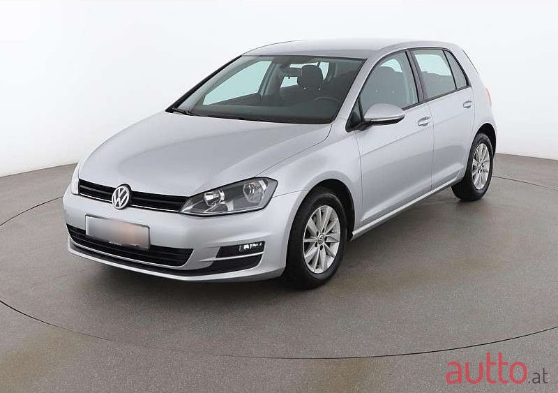 2015' Volkswagen Golf photo #1