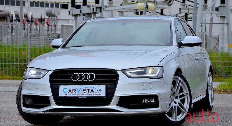 2012' Audi A4 photo #2