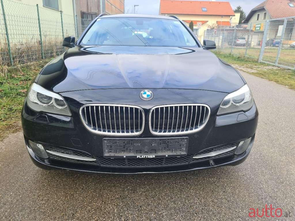 2012' BMW 5Er-Reihe photo #5