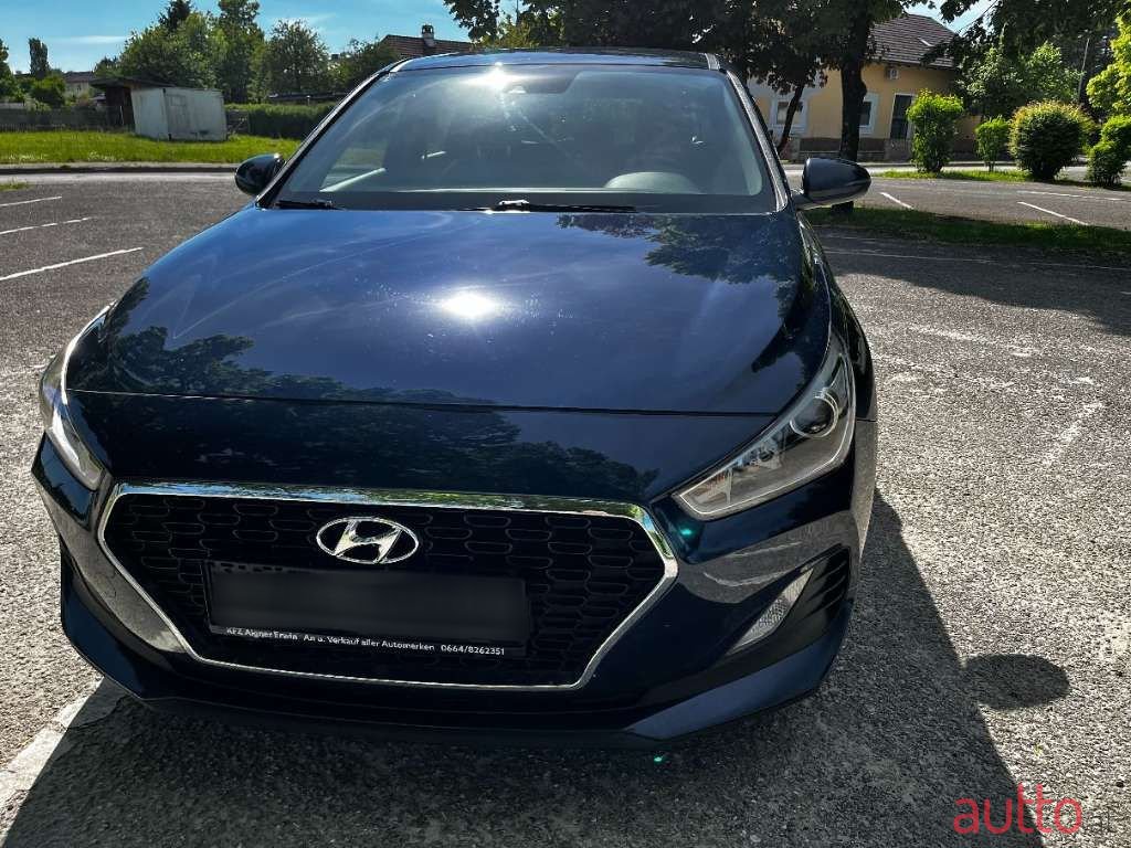 2020' Hyundai i30 photo #4