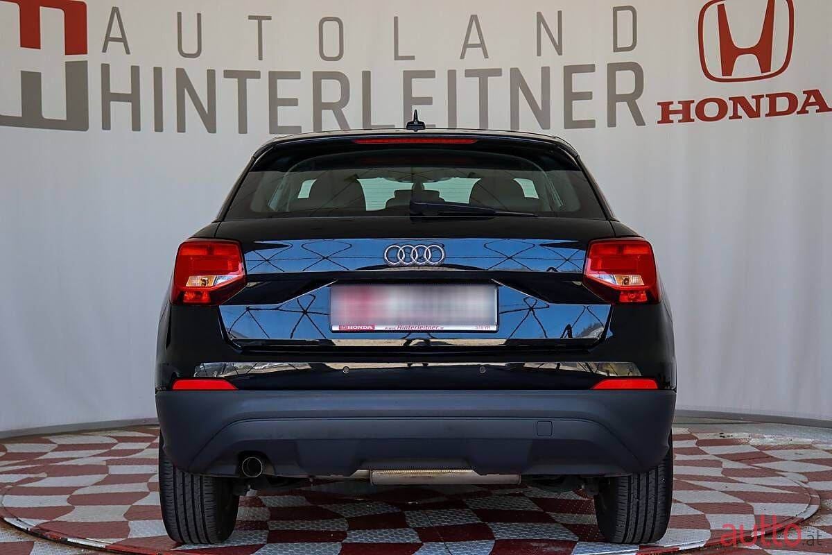 2019' Audi Q2 photo #6