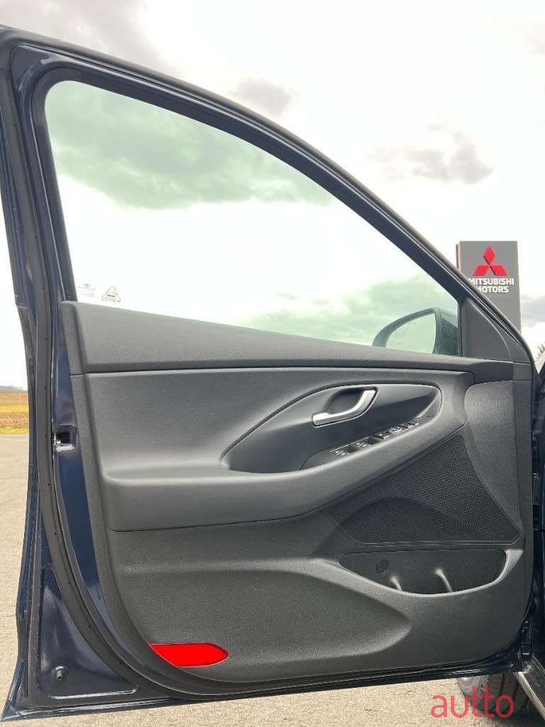 2024' Hyundai i30 photo #6