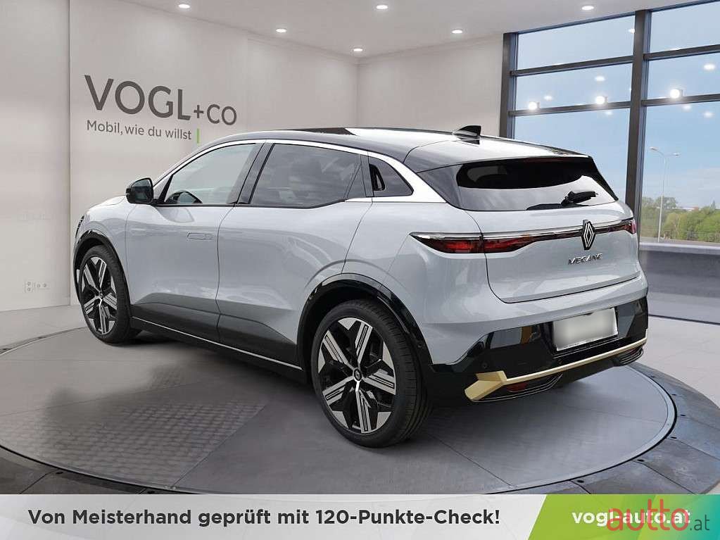 2022' Renault Megane photo #3