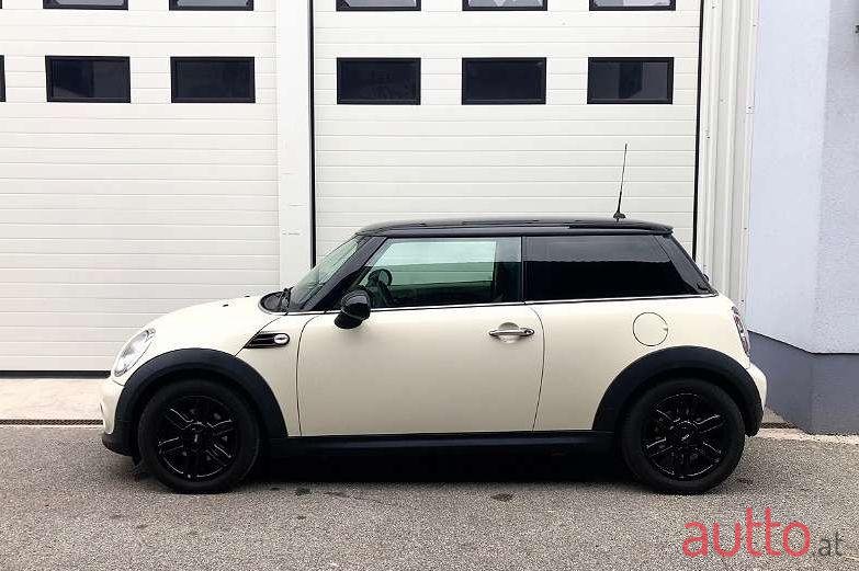 2012' MINI Cooper photo #1