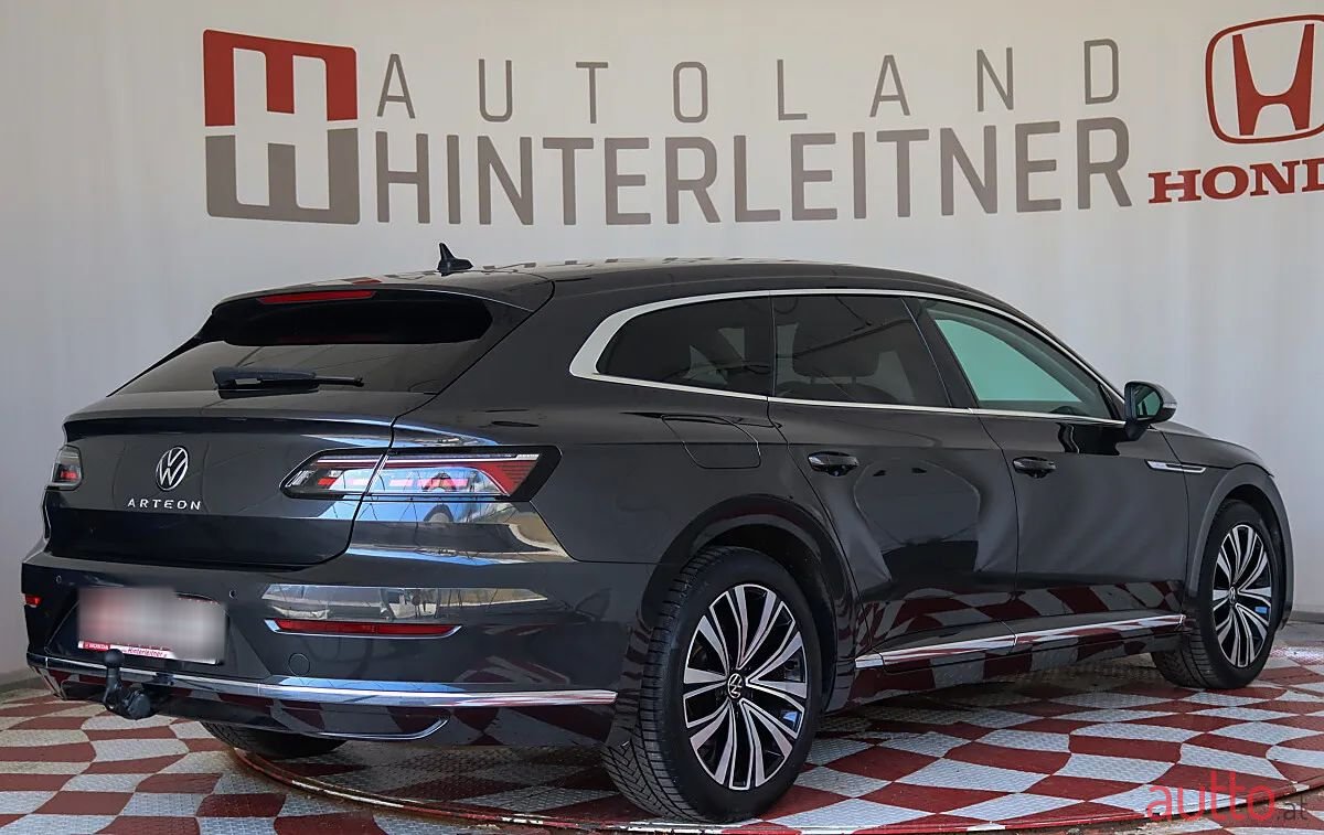 2022' Volkswagen Arteon photo #2