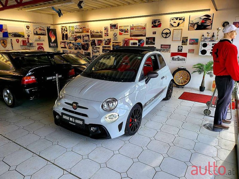 2018' Fiat Abarth 500 photo #2