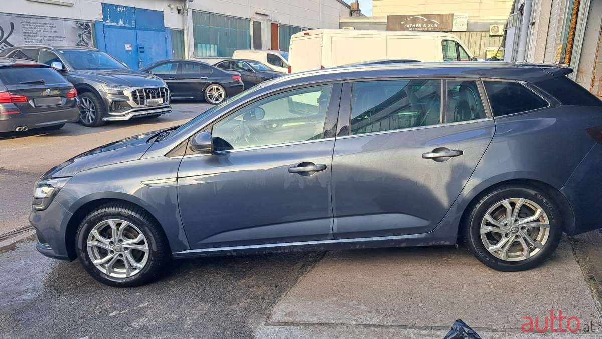 2018' Renault Megane photo #4