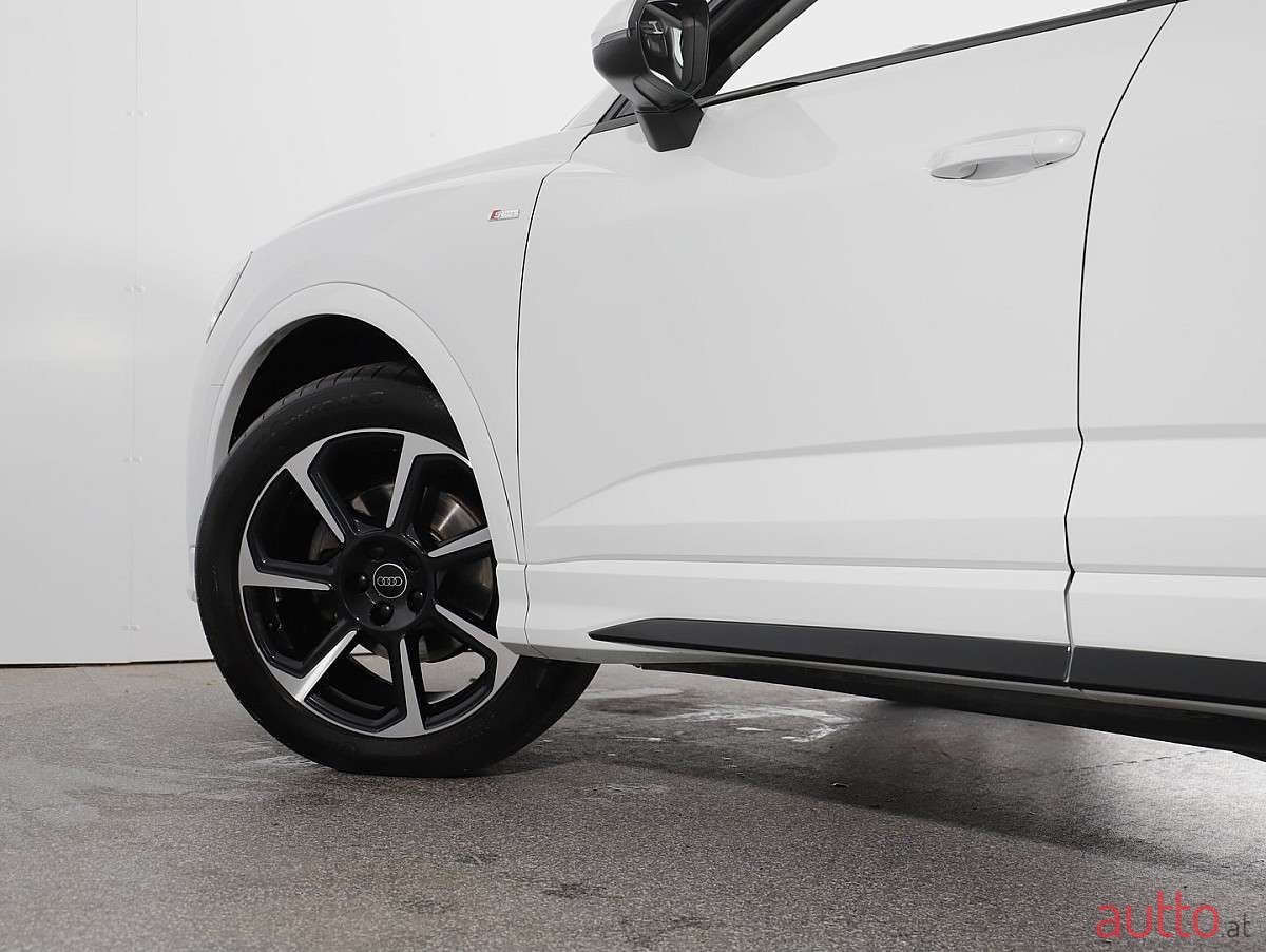 2024' Audi Q3 photo #5