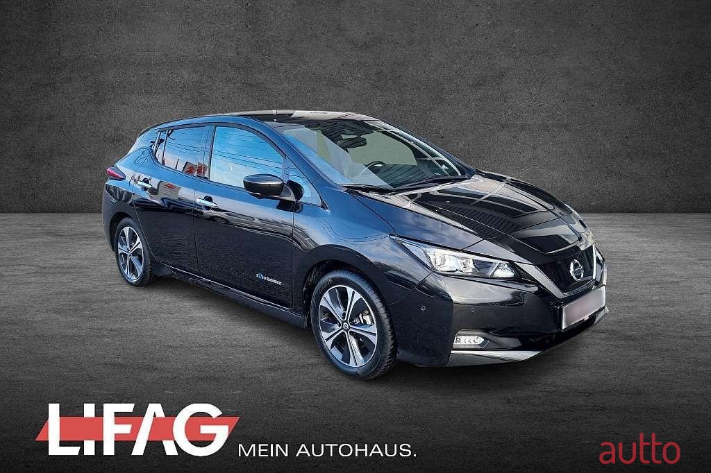 2021' Nissan Leaf photo #1