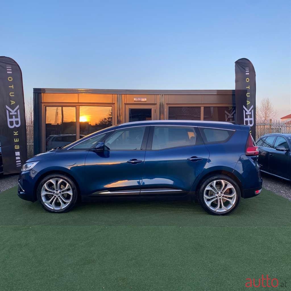 2017' Renault Scenic photo #4